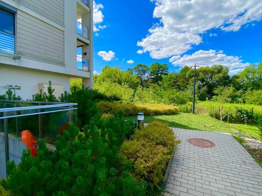 Apartamento Smart Art :) Z Bezplatnym Parkingiem Podziemnym Kielce Exterior foto