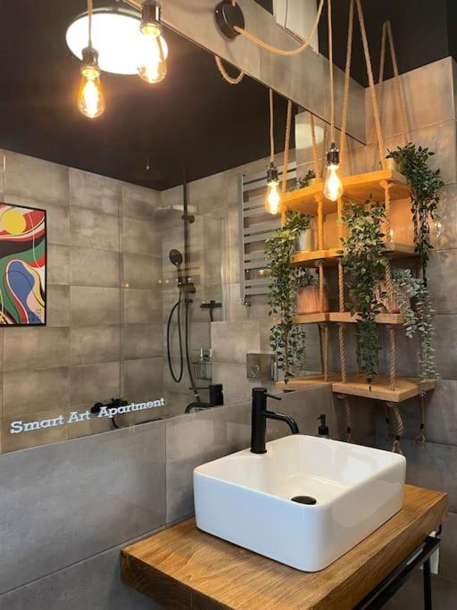 Apartamento Smart Art :) Z Bezplatnym Parkingiem Podziemnym Kielce Exterior foto
