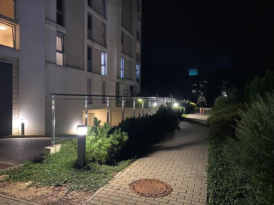 Apartamento Smart Art :) Z Bezplatnym Parkingiem Podziemnym Kielce Exterior foto